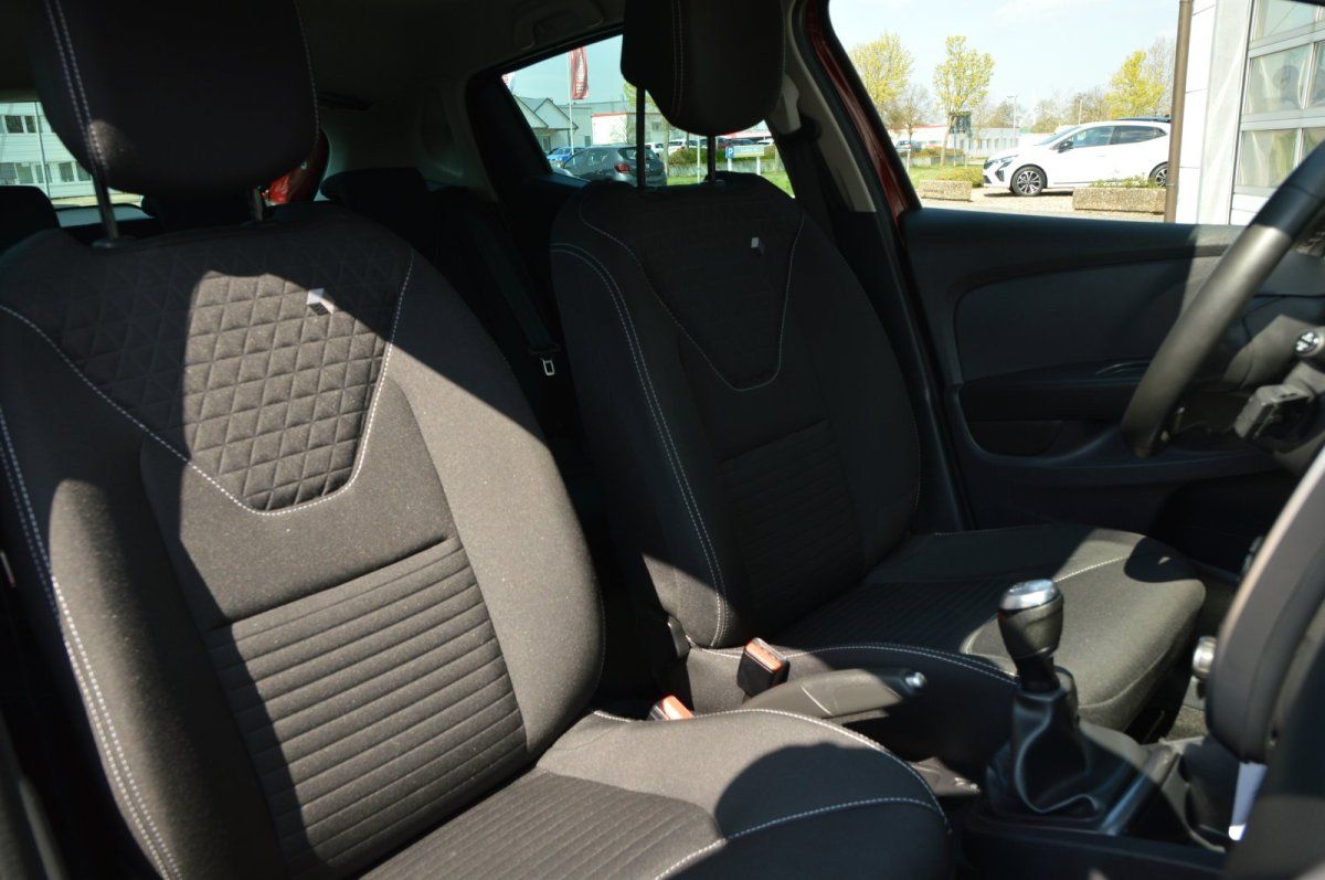 Fahrzeugabbildung Renault Clio IV AHK Alu  Limited