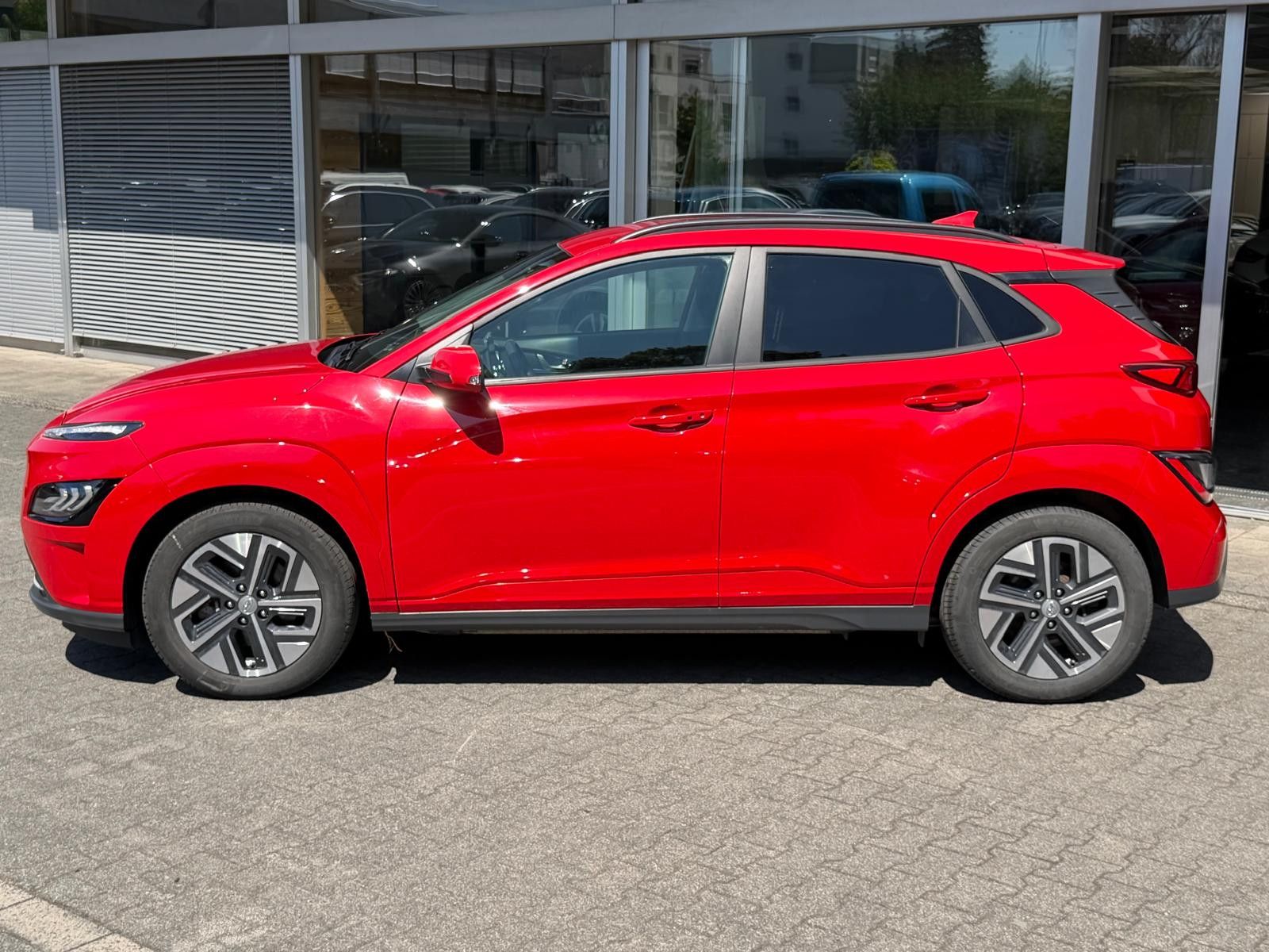 Fahrzeugabbildung Hyundai Kona Elektro Prime NAVI+LED+SHZ+HEAD+KAM+ACC+AHK