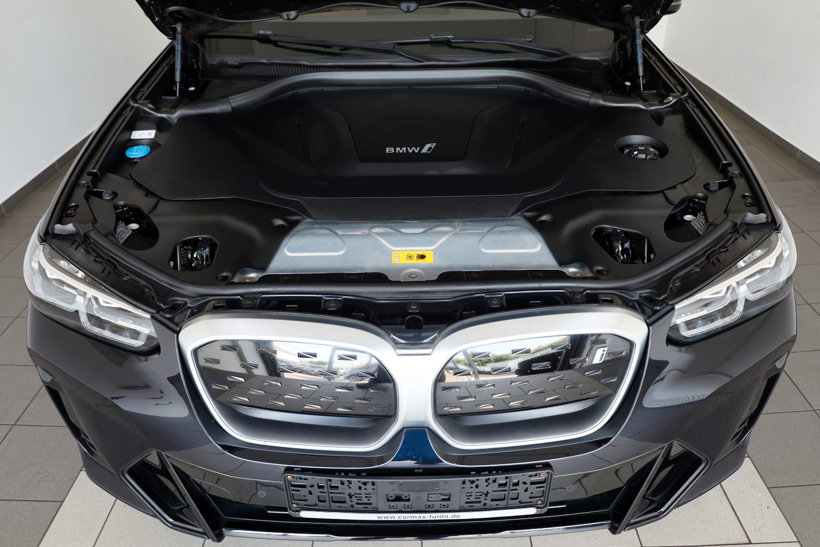 Fahrzeugabbildung BMW iX3 Inspiring+M Sport,Leder,Navi,LED,SH,Panorama