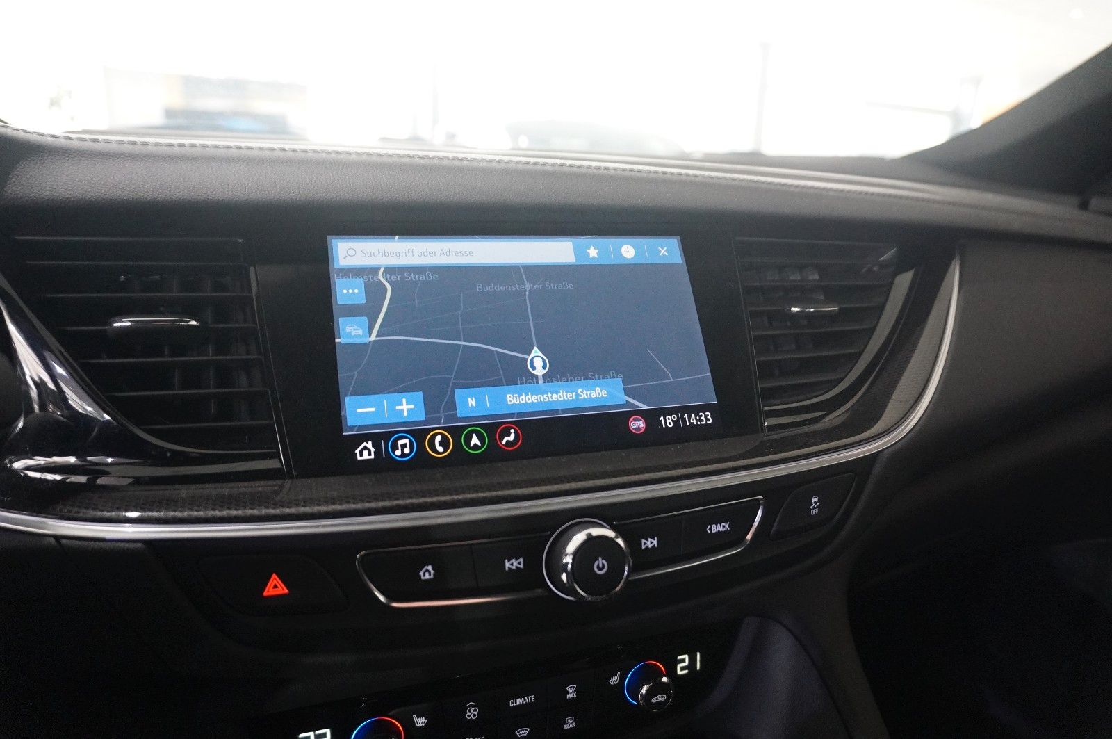 Fahrzeugabbildung Opel Insignia B ST 2.0D ELEGANCE NAVI/SH/KAMERA/SPORT