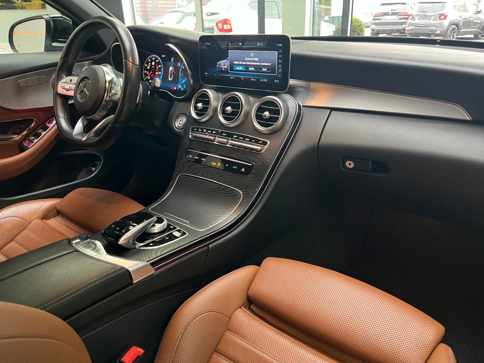 Fahrzeugabbildung Mercedes-Benz C 300 Cabrio AMG-Line