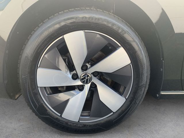 Passat Variant 1.5 eTSI DSG BUSINESS LED+ACC+AHK