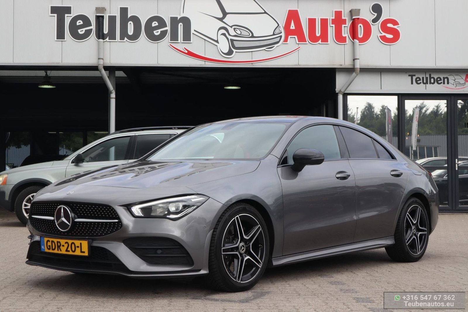 Mercedes-Benz CLA 250 4MATIC Premium Plus | kamera | Apple Car