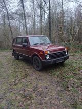 Lada Niva Urban 4x4 Klima 5 Türer - Lada Urban Gebrauchtwagen