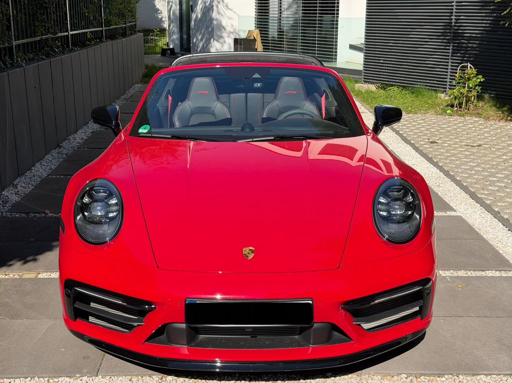 Image of Porsche 992