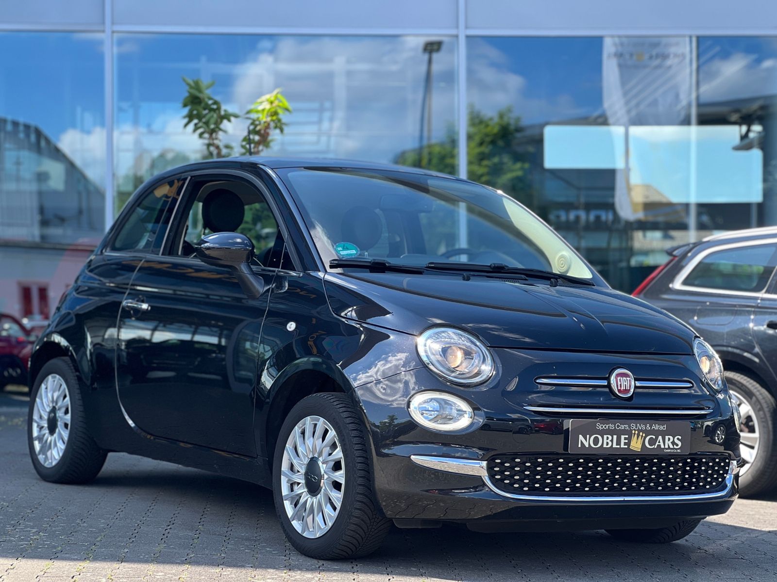 Fahrzeugabbildung Fiat 500 Lim. Lounge PANO KLIMA ALU TEMP