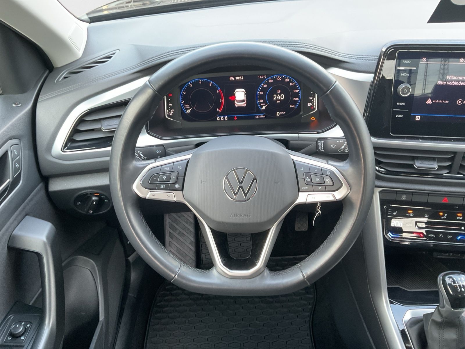 Volkswagen T-Roc - Bild 12