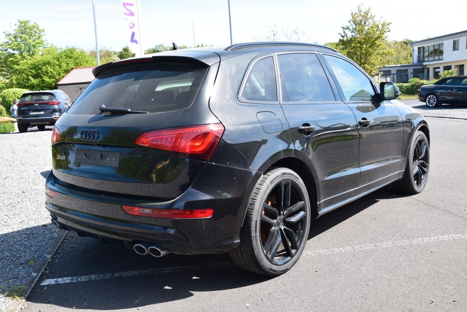 Audi SQ5 3.0 TDI quattro*PANO*KAM*AHK*STANDHZ