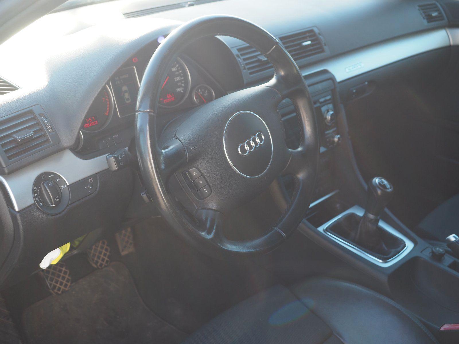 Audi Quattro 2004 — photo 6