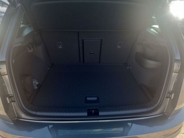 Fahrzeugabbildung SKODA Karoq 2.0 TSI DSG 4x4 Sportline NAVI AHK CLIMA