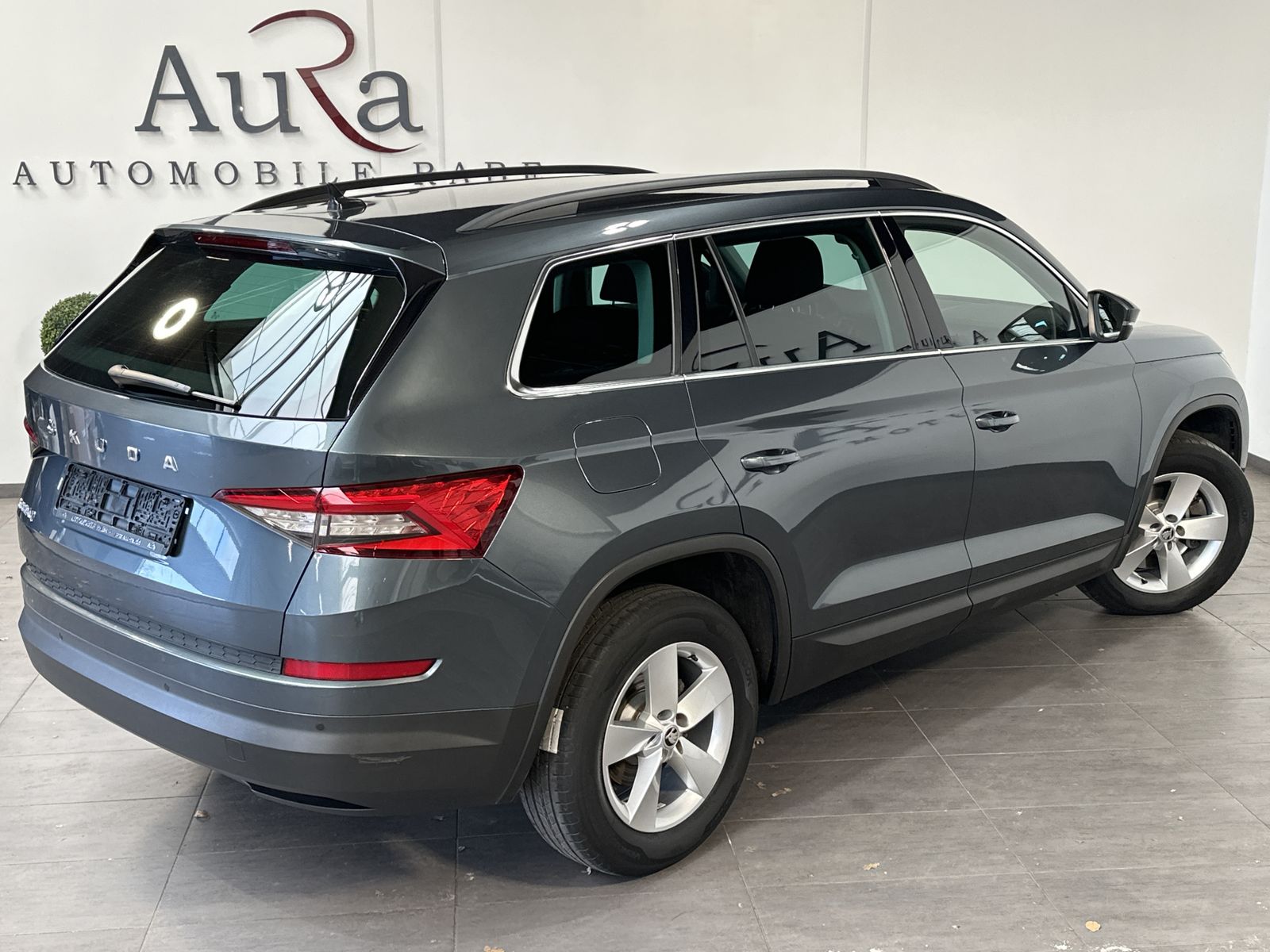 Fahrzeugabbildung SKODA Kodiaq 2.0 TDI DSG 7-Sitzer Ambition NAV+LED+KAM