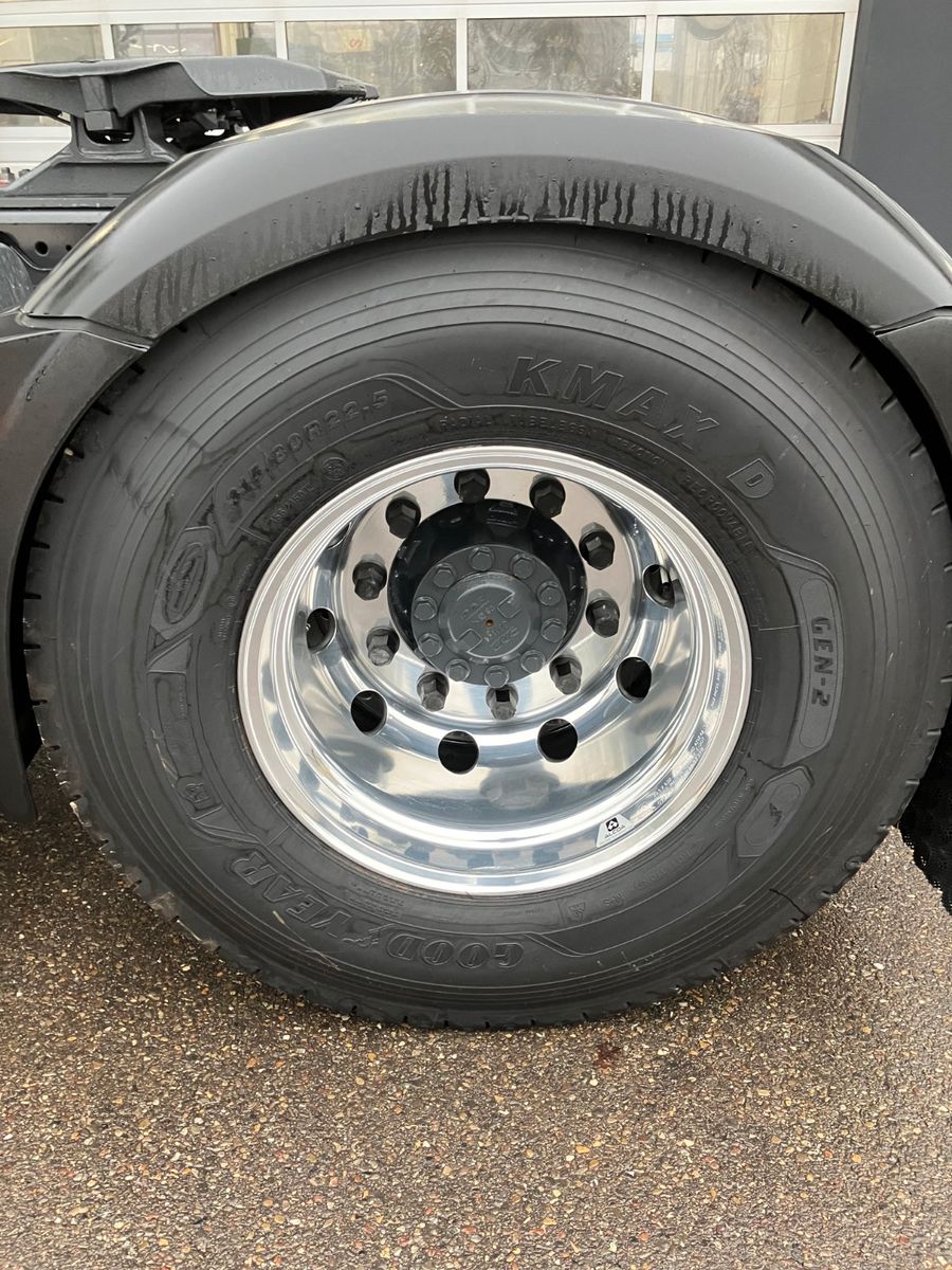 Fahrzeugabbildung DAF XF 450 FT mit ADR