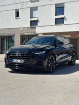 Audi Q8 50 TDI quattro S-Line-Matrix-B&O Soundsystem