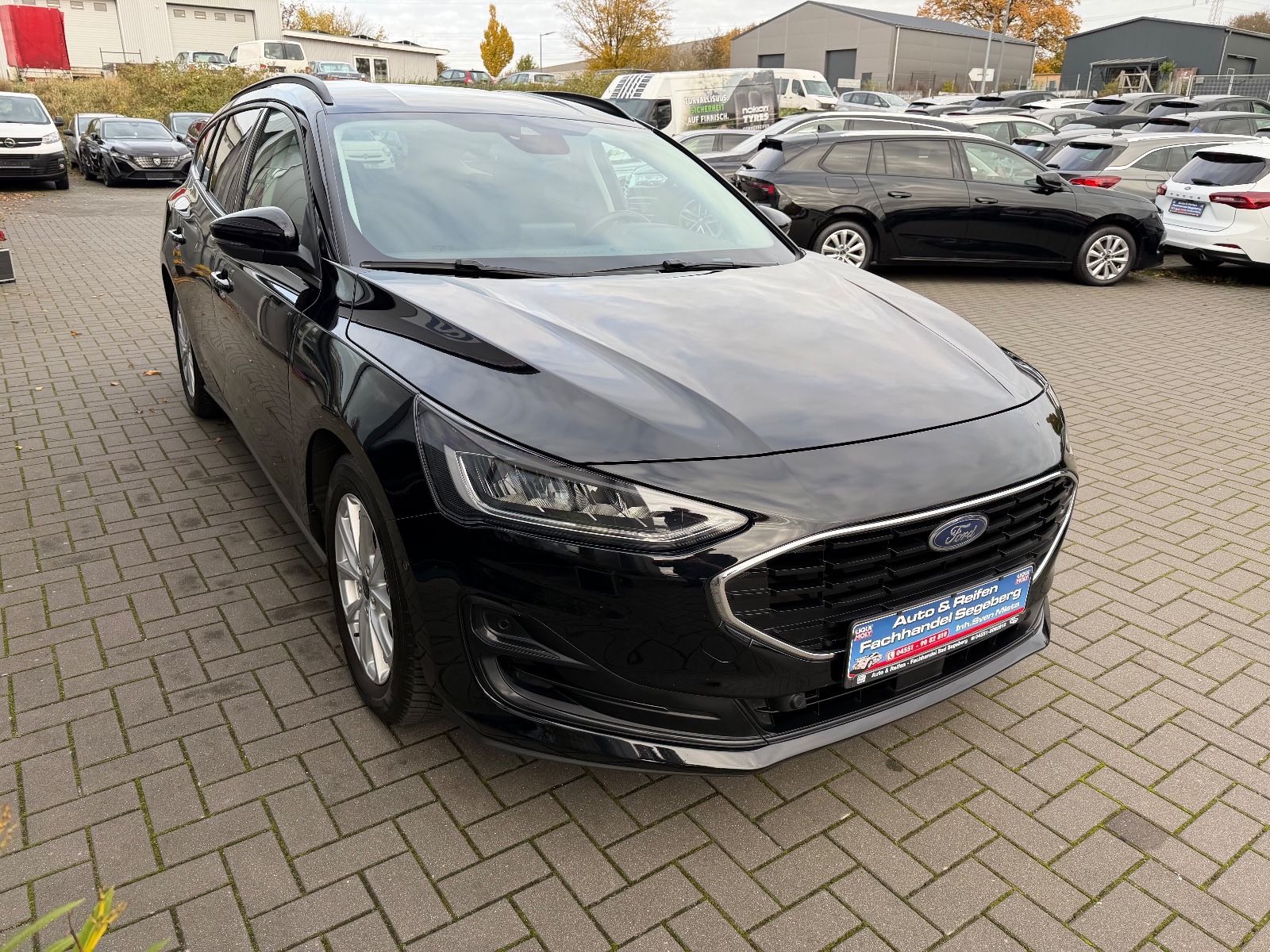 Ford Focus Turnier 1.5TDCI Cool & Connect*LED*NAVI* imagem 3