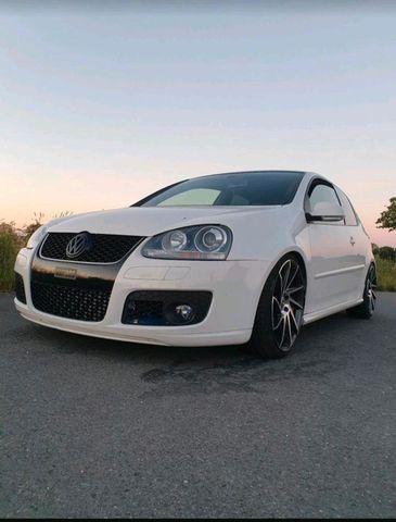 Volkswagen Golf 5 GTI