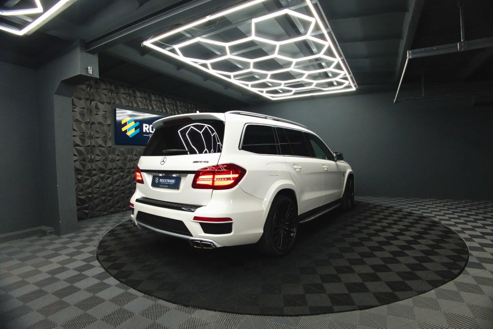 Fahrzeugabbildung Mercedes-Benz GLS / GL 63 AMG 4Matic Night-Paket *ACC*Pano*LED