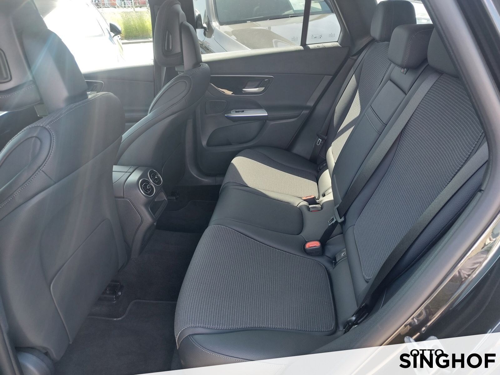 Fahrzeugabbildung Mercedes-Benz GLC 220 d 4Matic +AHK+LED+Memory+360°+TOTW+Sitzh