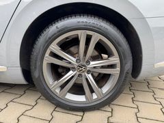 VW Arteon 2.0 TDI SB R-Line*PANORAMA*360*