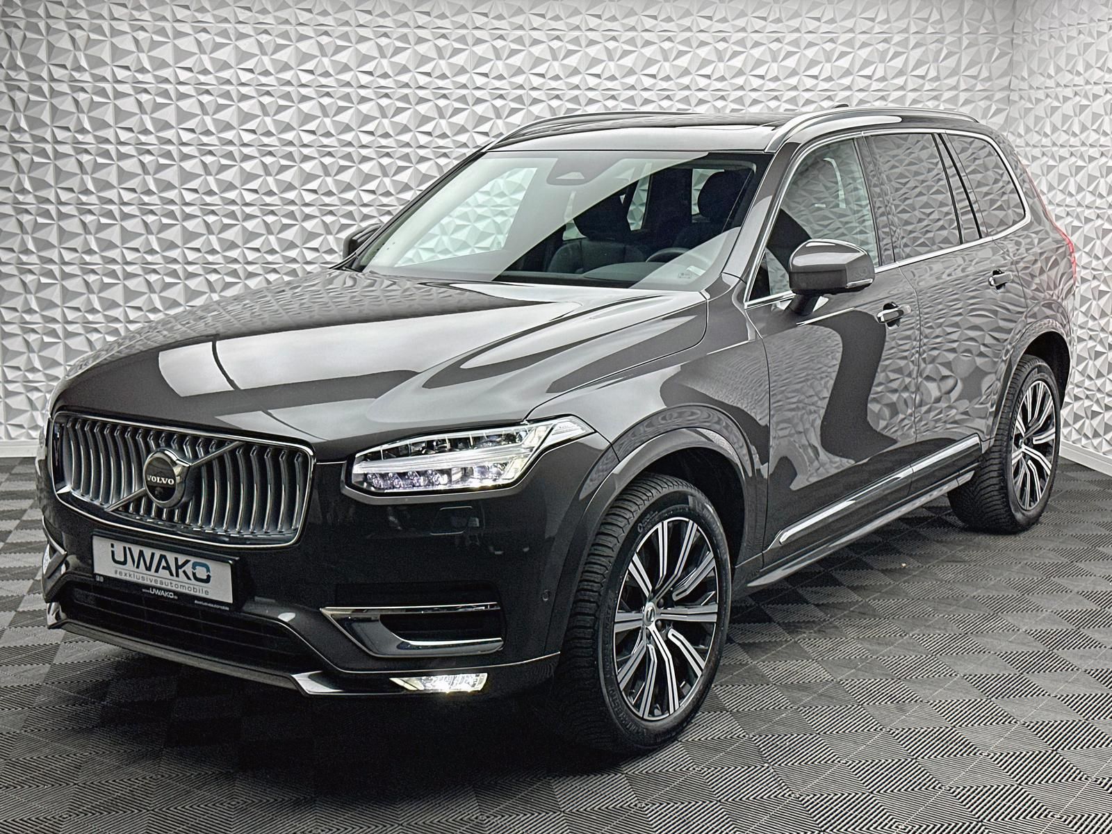 Fahrzeugabbildung Volvo XC90 B5PLUS BRIGHT/AWD/STDHZ/PANO/H&K/ACC/360°
