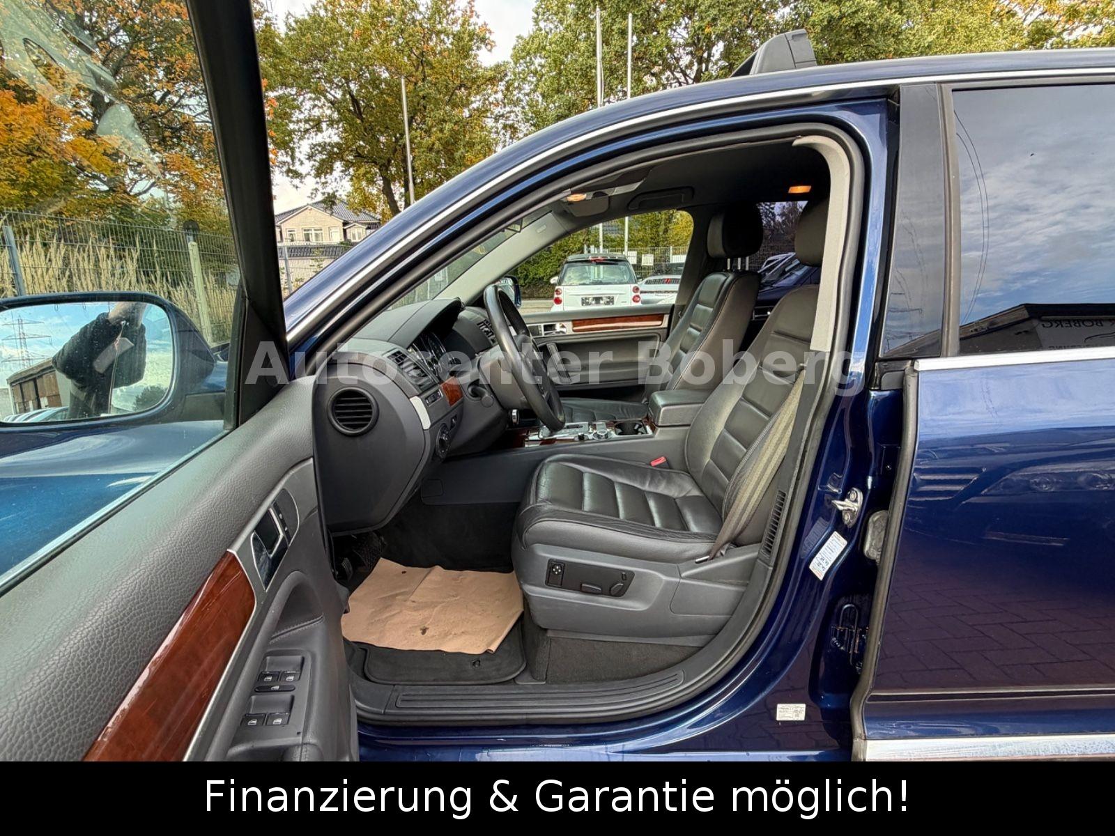 Volkswagen Touareg 2004 — photo 8