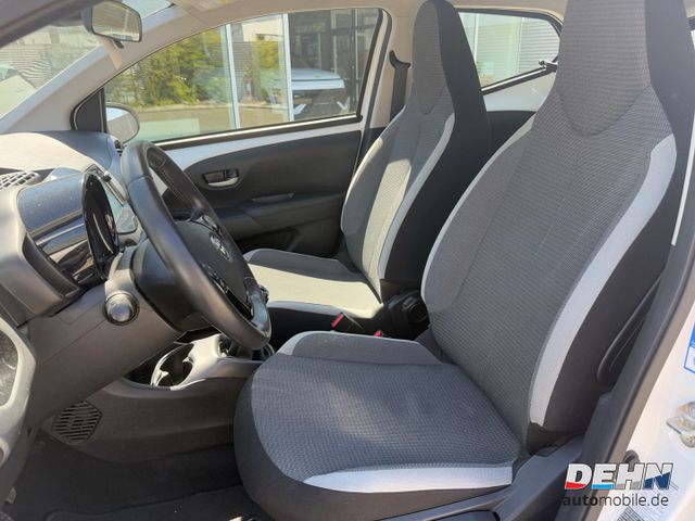 Toyota Aygo 1.0 X-Play Team Deutschland RFK Carplay PDC