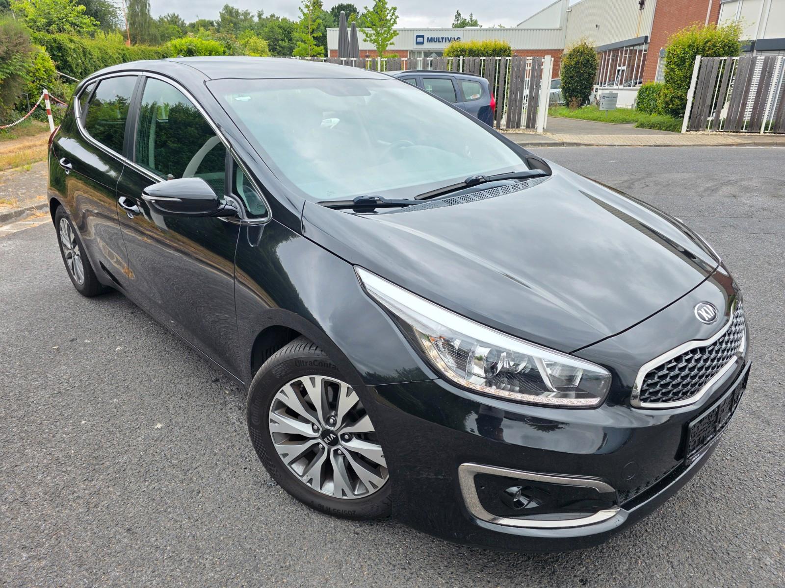 Kia Ceed 1.6 CRDi DynamicLine Euro6