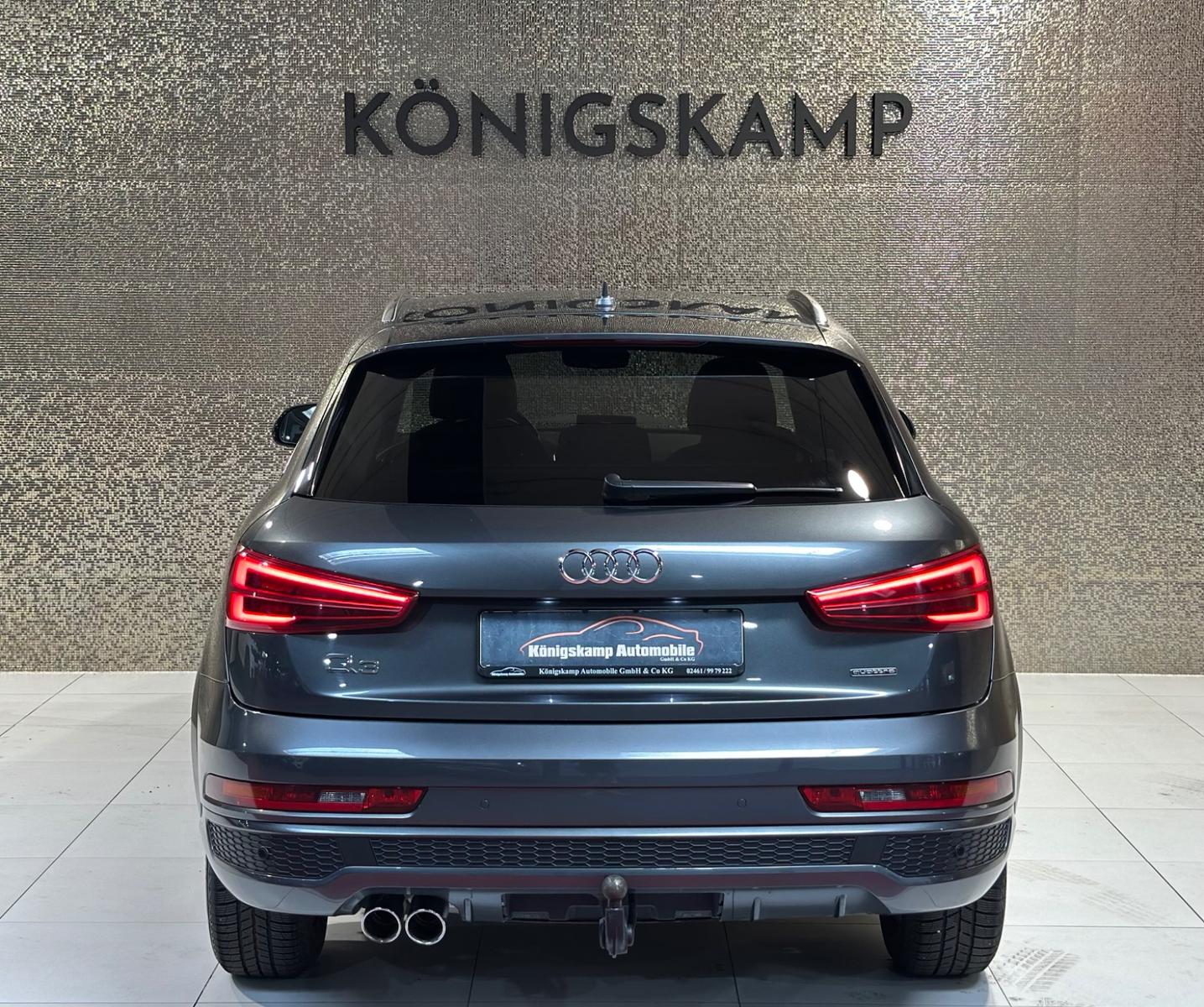 Audi Q3 sport quattro S-Line * AHK * PDC * SHZ *