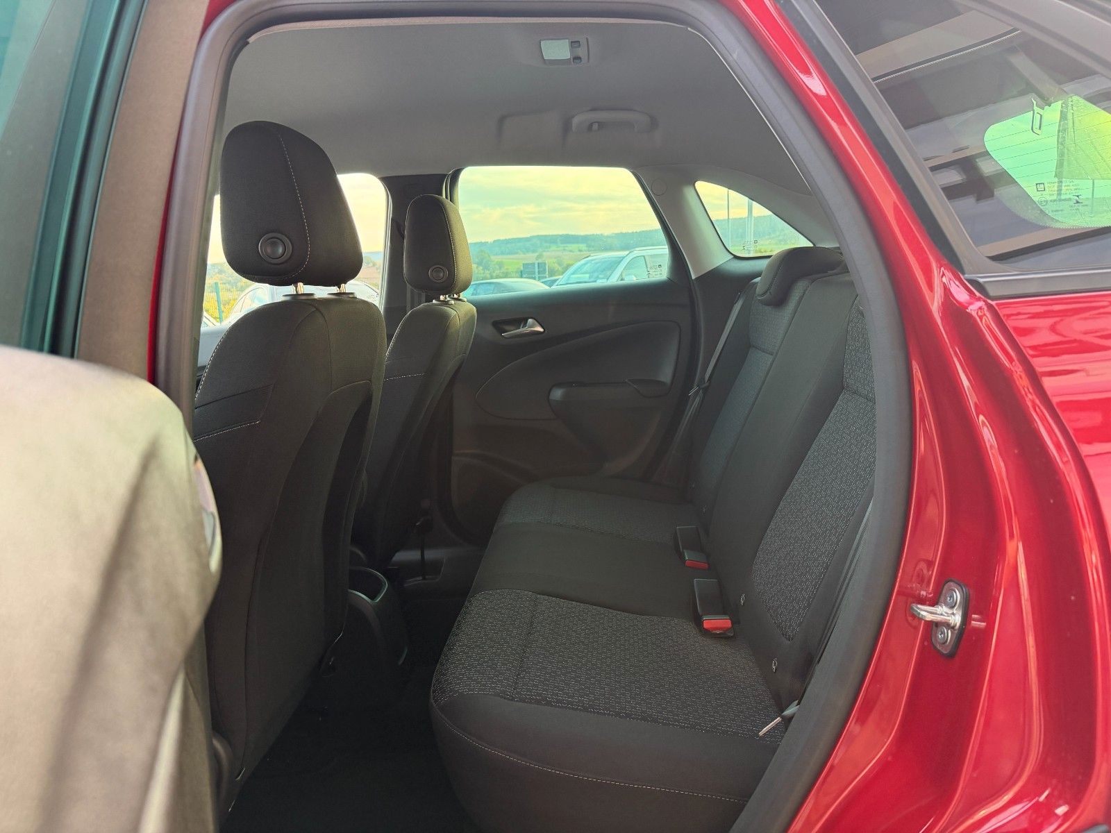 Fahrzeugabbildung Opel Crossland (X) 1,2 Turbo Edition S/S+PDC+NAVI