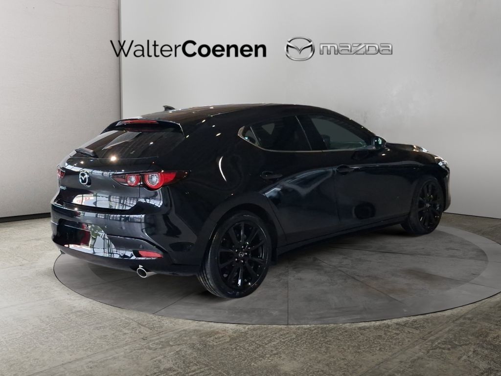 MAZDA 3 HOMURA 2,5G AT 140PS Navi Kamera LED-Licht MAZDA 3 HOMURA 2,5G AT 140PS Navi Kamera LED-Licht