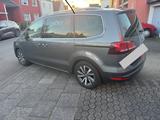 Volkswagen VW Sharan 2.0 TDI 177 PS Highline - Volkswagen Sharan in Leverkusen