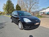 Ford Fiesta 1.3* TÜV Neu* Klima*wenig KM* Neue Reifen - Ford Fiesta aus 2005: 1.3