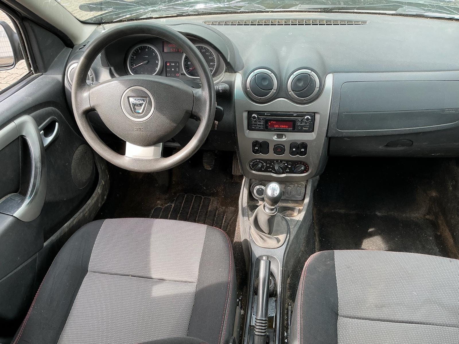 Dacia Duster 2013 — photo 9