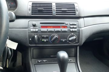 Fahrzeugabbildung BMW 318Ci
