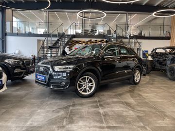 Audi Q3 2.0 TDI quattro *BI-XENON*APS*NAVI*AHK*LED*