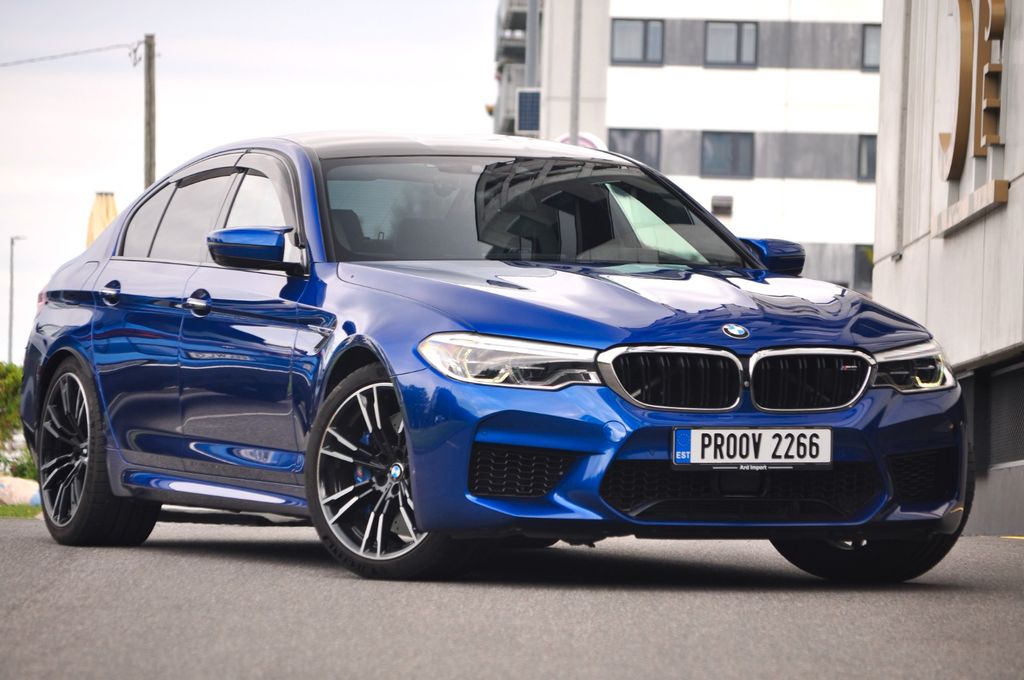 Image of BMW M5