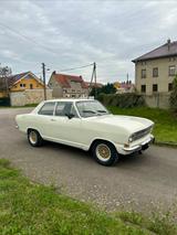 Opel Kadett Automatik H-Knz. Tüv Neu restauriert - weiße Opel Kadett