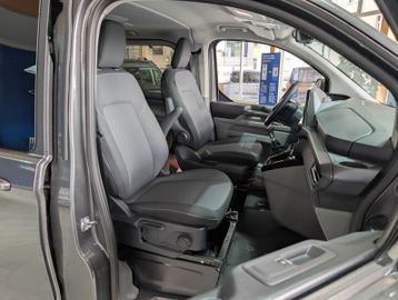 Ford Tourneo Custom 2.0 EcoBlue L1 Titanium