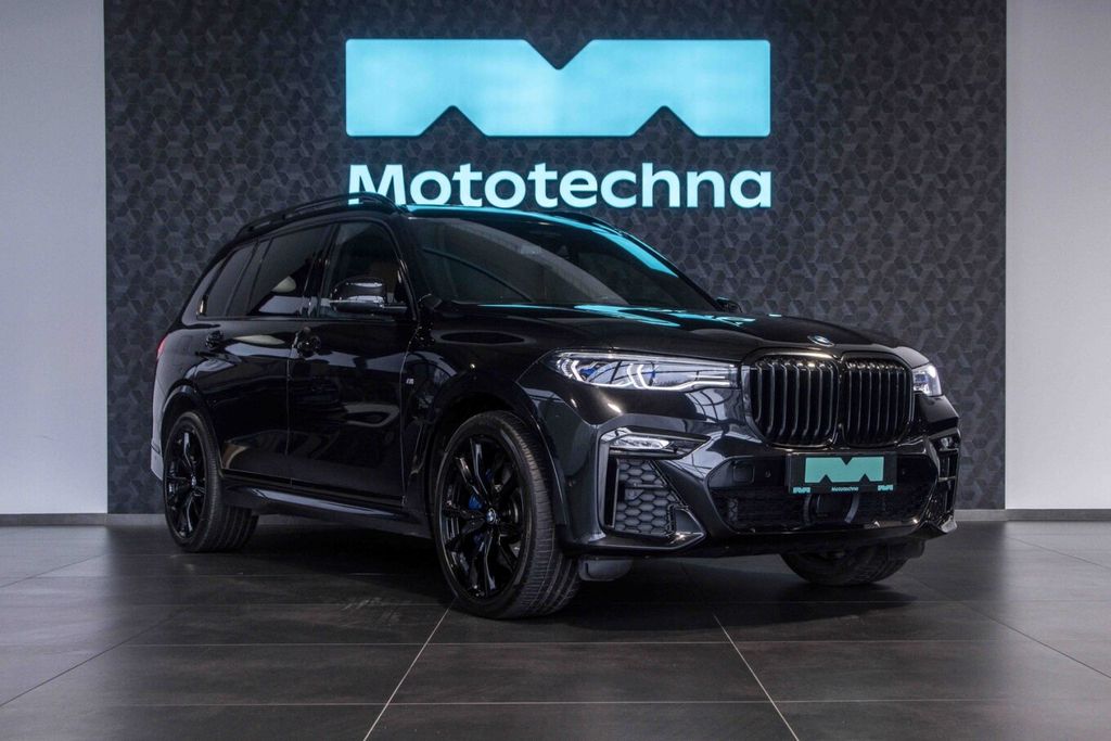 Image of BMW X7