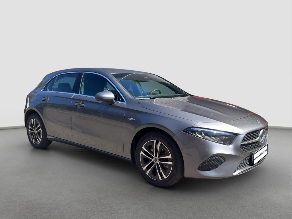 Fahrzeugabbildung Mercedes-Benz A 250 e Kompaktlimousine mit EQ Hybrid Technolog