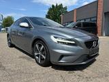 Volvo V40 R-Design - Volvo V40 Limousine R design mit Diesel-Antrieb