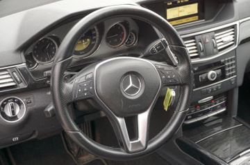 Mercedes E 220 - 11