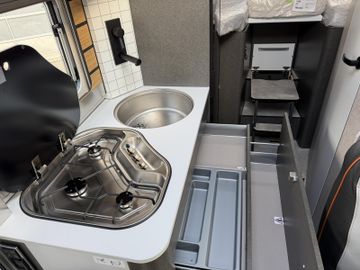 HYMER ERIBA HYMERCAR ML-T CrossTrail 580 4x4 Winterpaket XL Bett