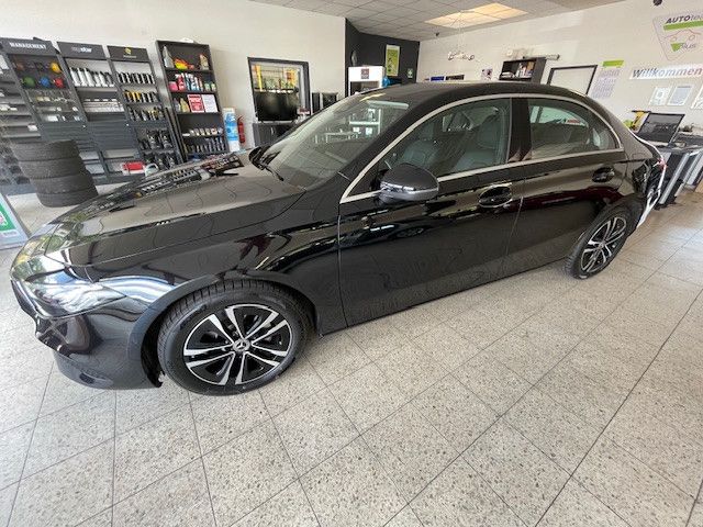 MERCEDES-BENZ A 200 A Limousine A 200