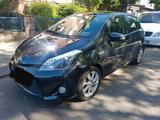 Toyota Yaris 1,5-l-VVT-i Hybrid Life Klima Navi Kamera  - Toyota Yaris aus 2012 mit Hybrid-Antrieb