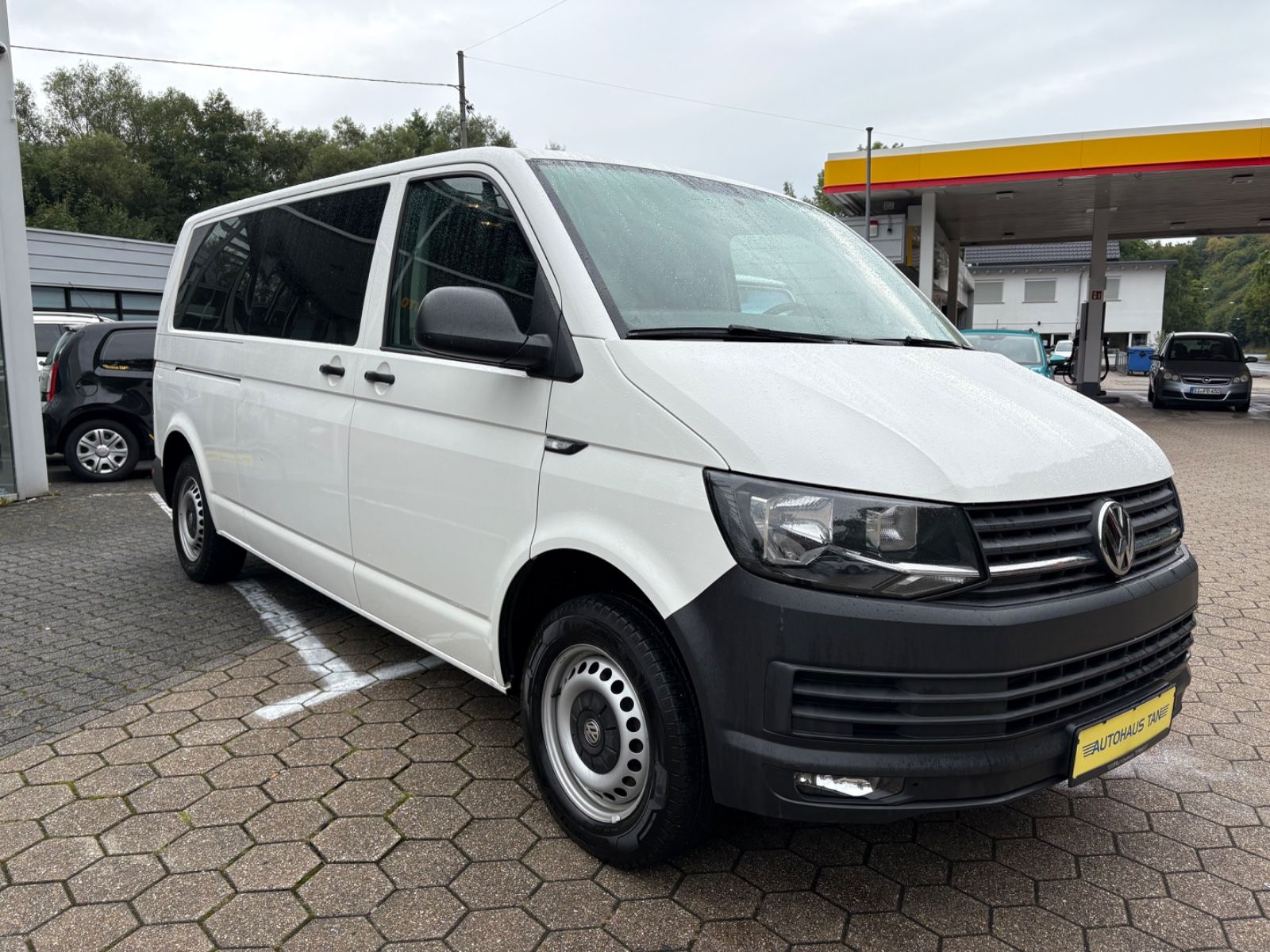 Fahrzeugabbildung Volkswagen T6 Caravelle Lang *Rückfahrkamera*
