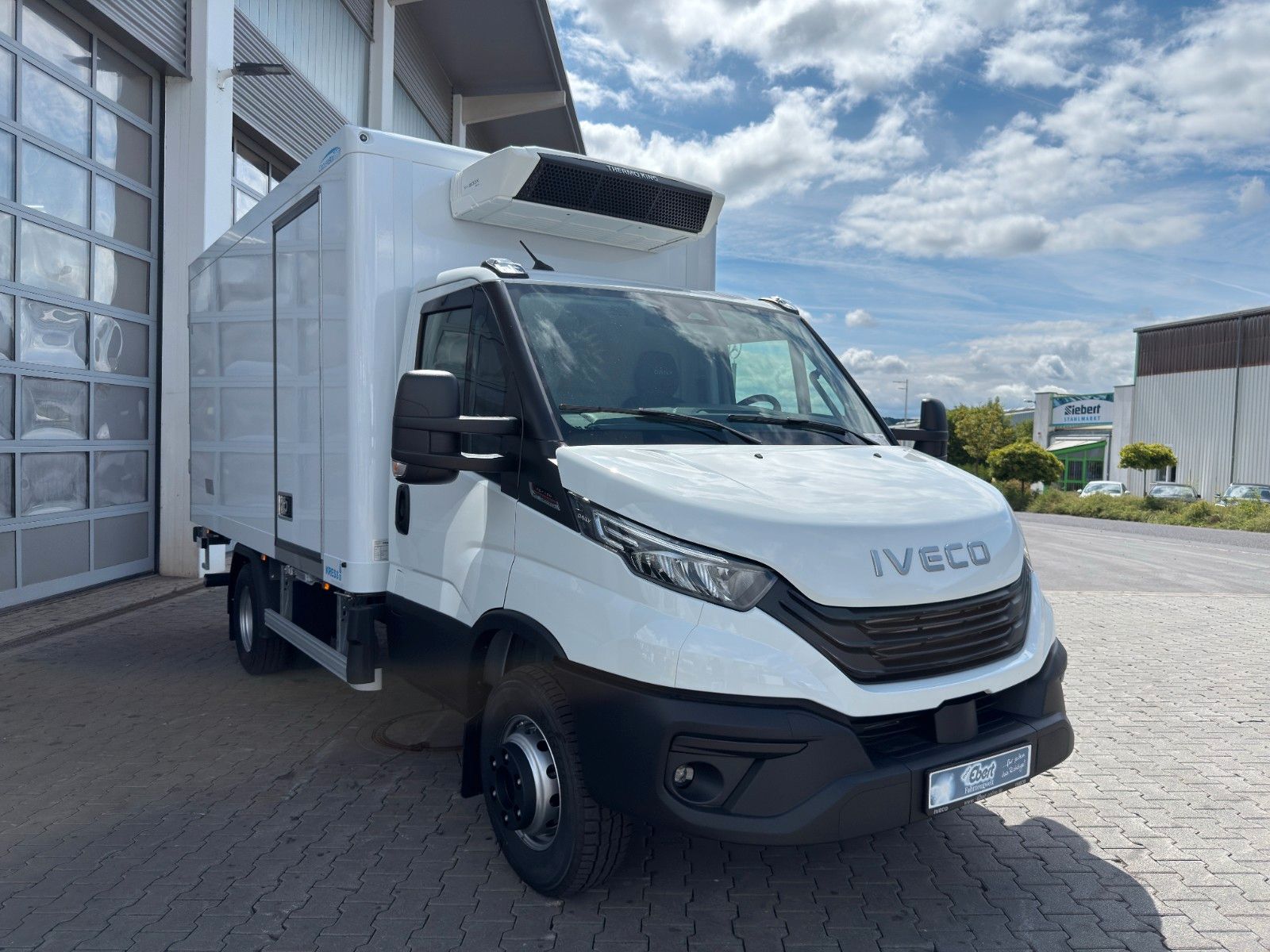 Fahrzeugabbildung Iveco Daily 70C18HA8/P Kühlkoffer