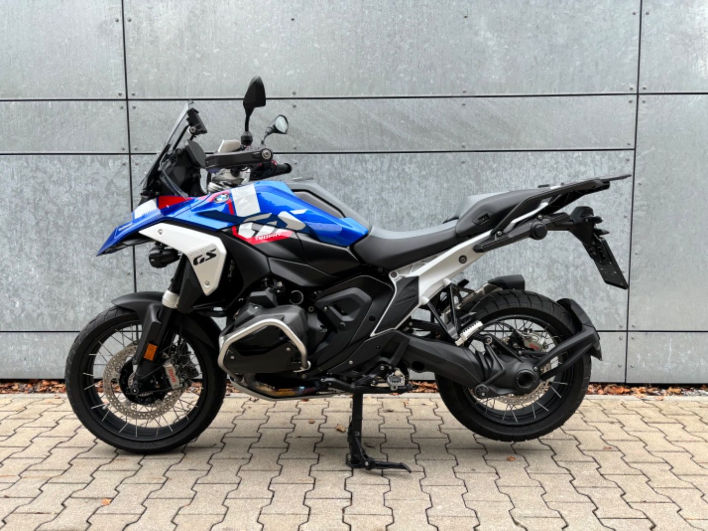 Fahrzeugabbildung BMW R 1300 GS Trophy 4 Pakete Fahrzeughöhenregelung