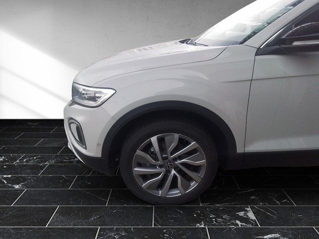 Fahrzeugabbildung Volkswagen T-Roc Move Matrix ACC PDC Climatronic AID SH LM