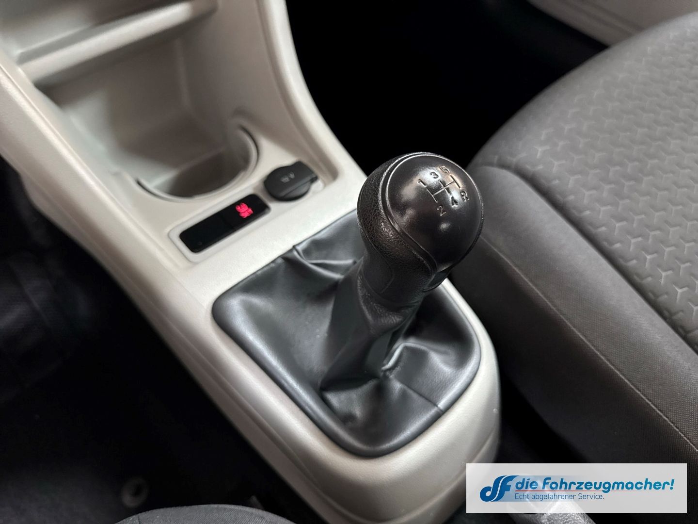 Fahrzeugabbildung SEAT Mii Style 1.0 EU6d-T SHZ Berganfahrass. Winterpa