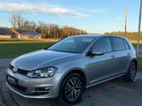 Volkswagen Golf VII Lim. Allstar BMT/PDC/MFL/SZHZG/TEMP - VW Golf Gebrauchtwagen in Bielefeld